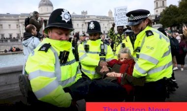 Nearly 500 Arrested at Trafalgar Square Protest Supporting Banned Palestine Action Group