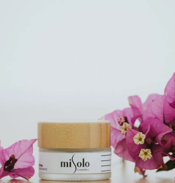 bakuchiol skincare — The Gentler Retinol Alternative, Examined
