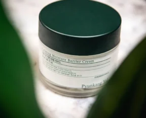 cica cream — Calming a Compromised Skin Barrier