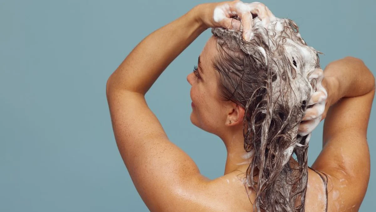 clarifying shampoo in practice — what to look for