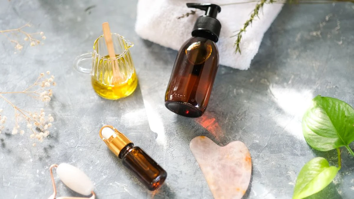 cleansing oil — Which Removes Makeup Better?