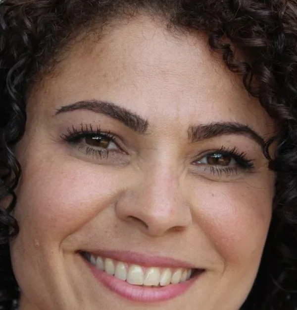 curly hair products — Building a Routine That Actually Holds