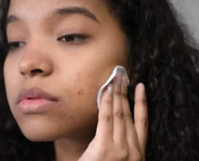 makeup remover — When They Help and When They Hurt