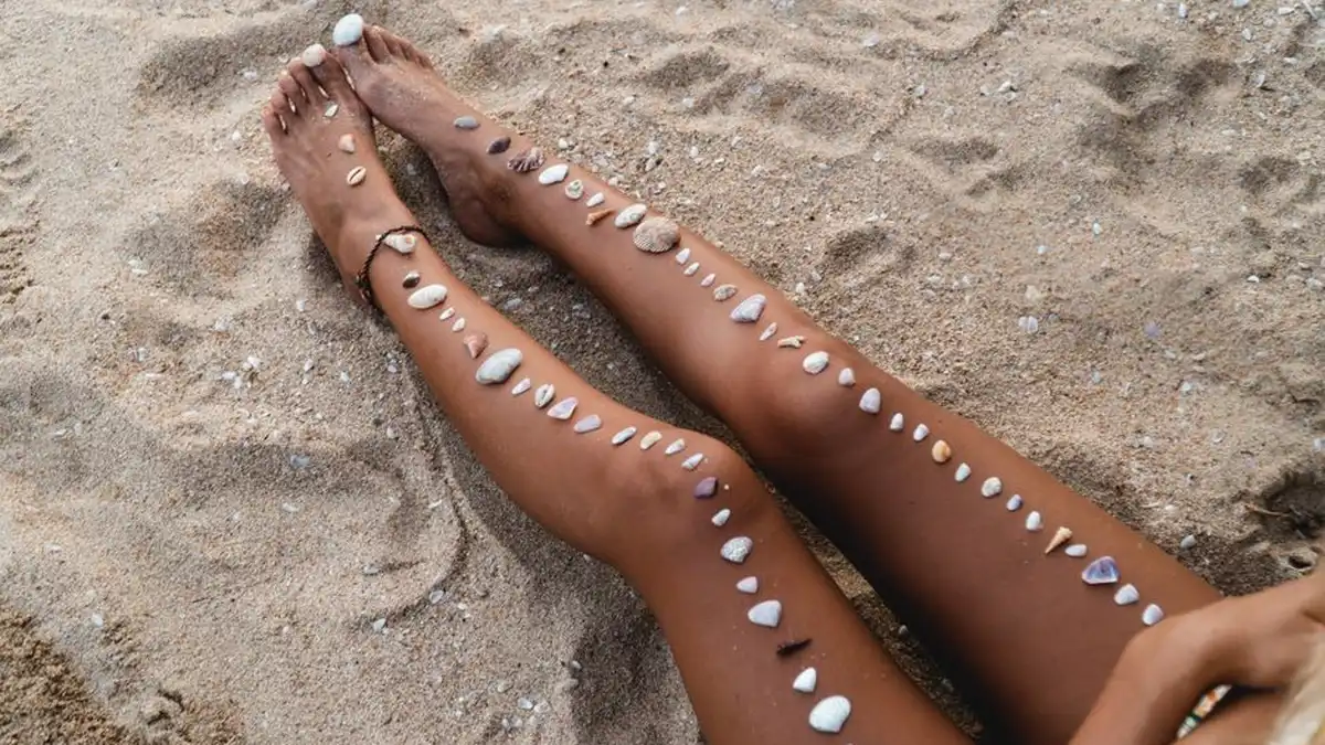 self tanning products in practice — step by step